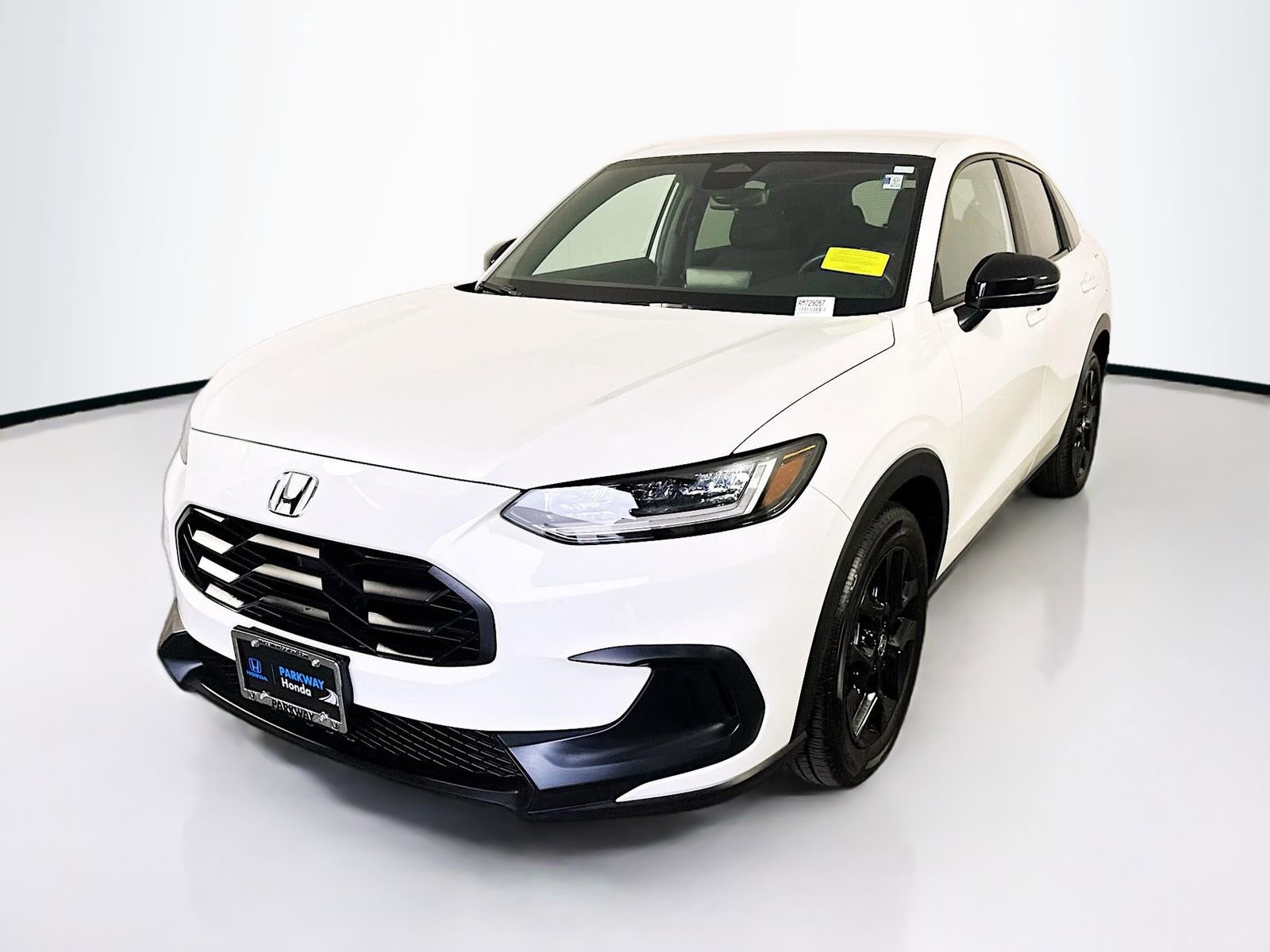 Used 2024 Honda HR-V Sport image 3