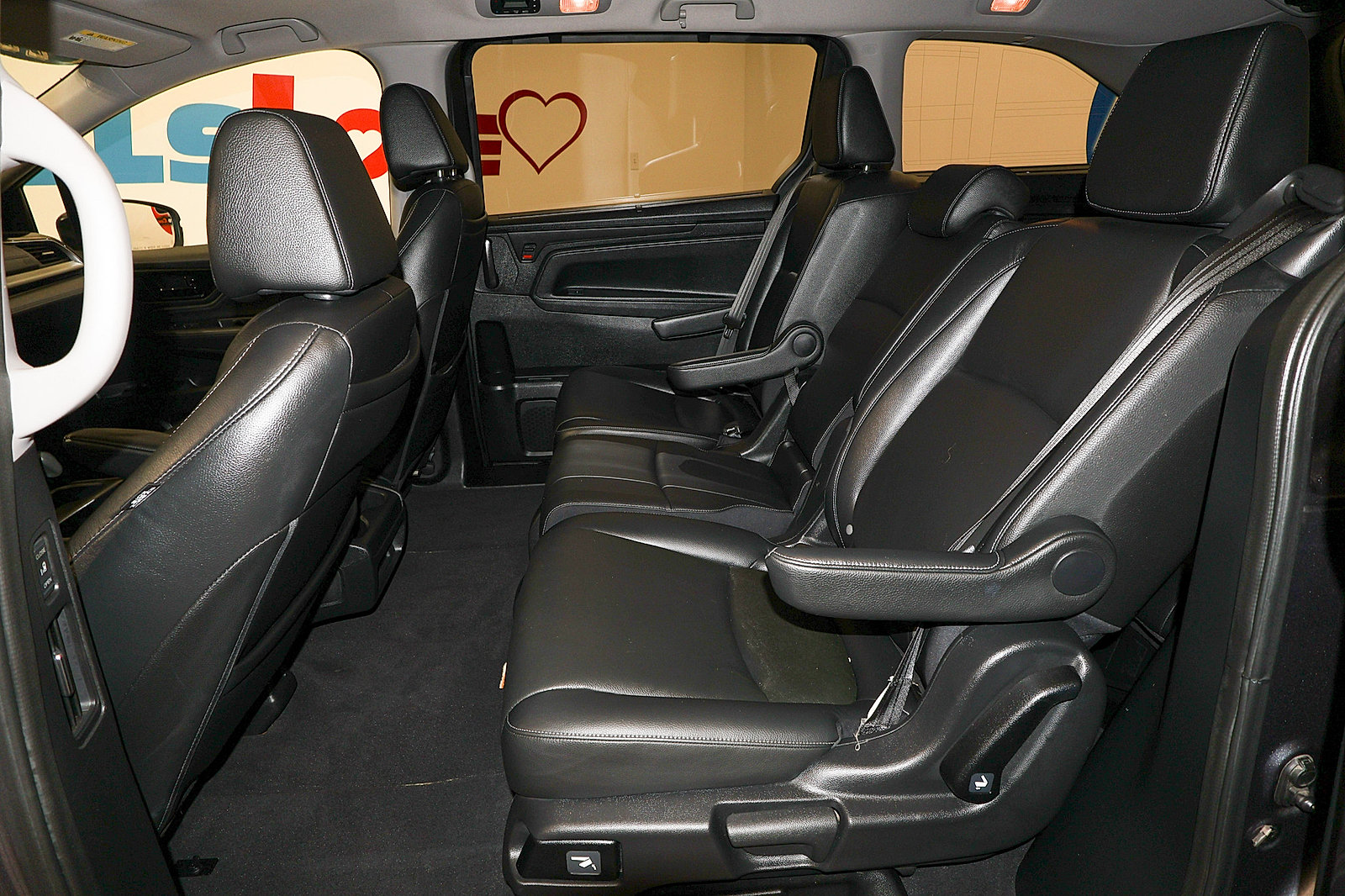 Used 2022 Honda Odyssey Touring image 12