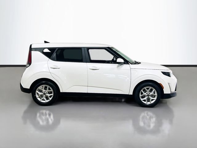 Certified 2025 Kia Soul S FWD image 8