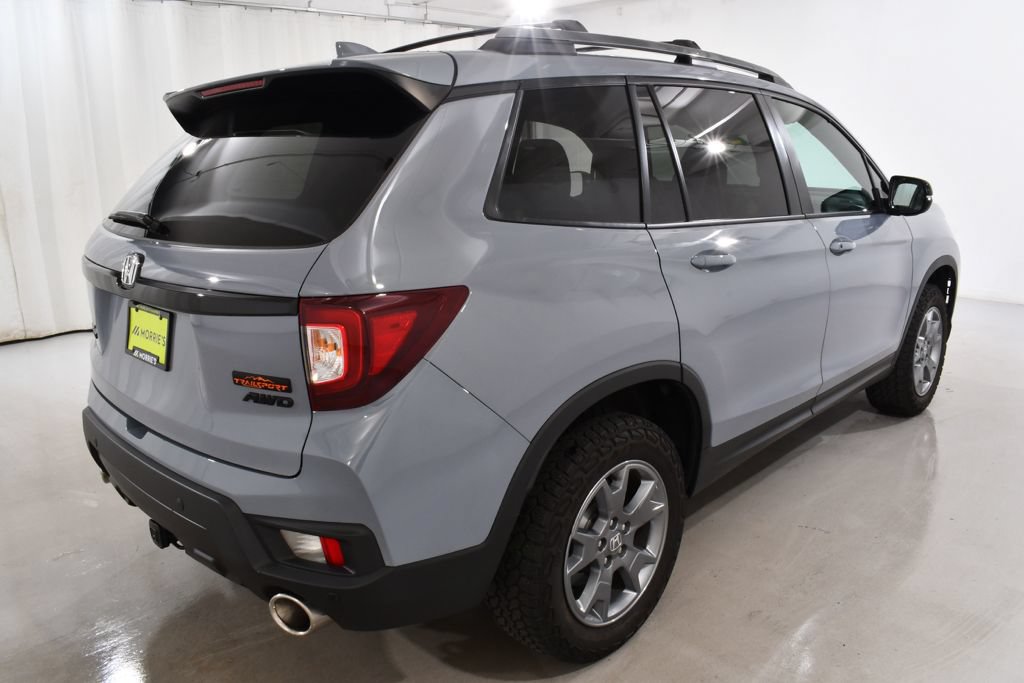 Used 2025 Honda Passport TrailSport image 11