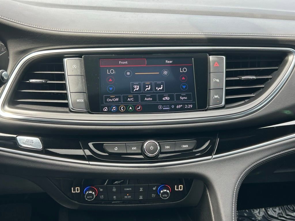 Used 2023 Buick Enclave Avenir w/ Avenir Technology Package image 19