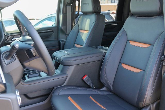 New 2026 GMC Sierra 2500 AT4 w/ AT4 Premium Plus Package AWD/4WD image 15