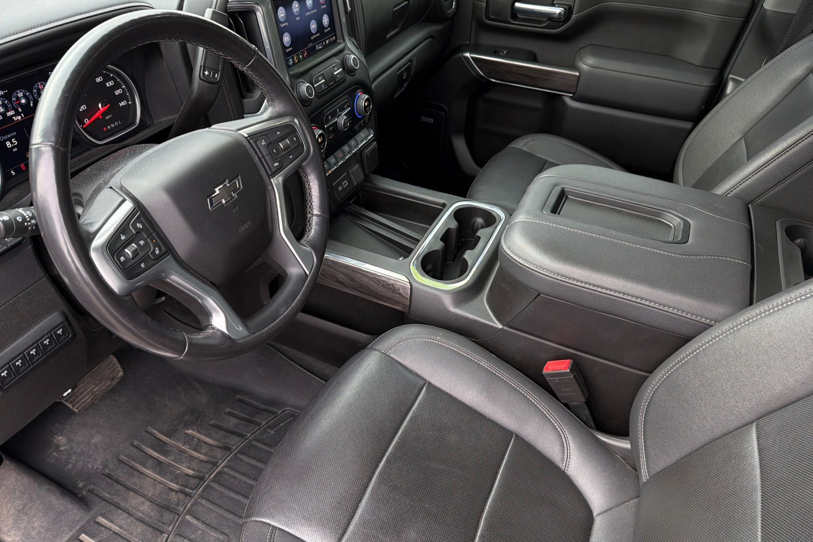 Used 2022 Chevrolet Silverado 3500 LTZ w/ LTZ Plus Package image 9