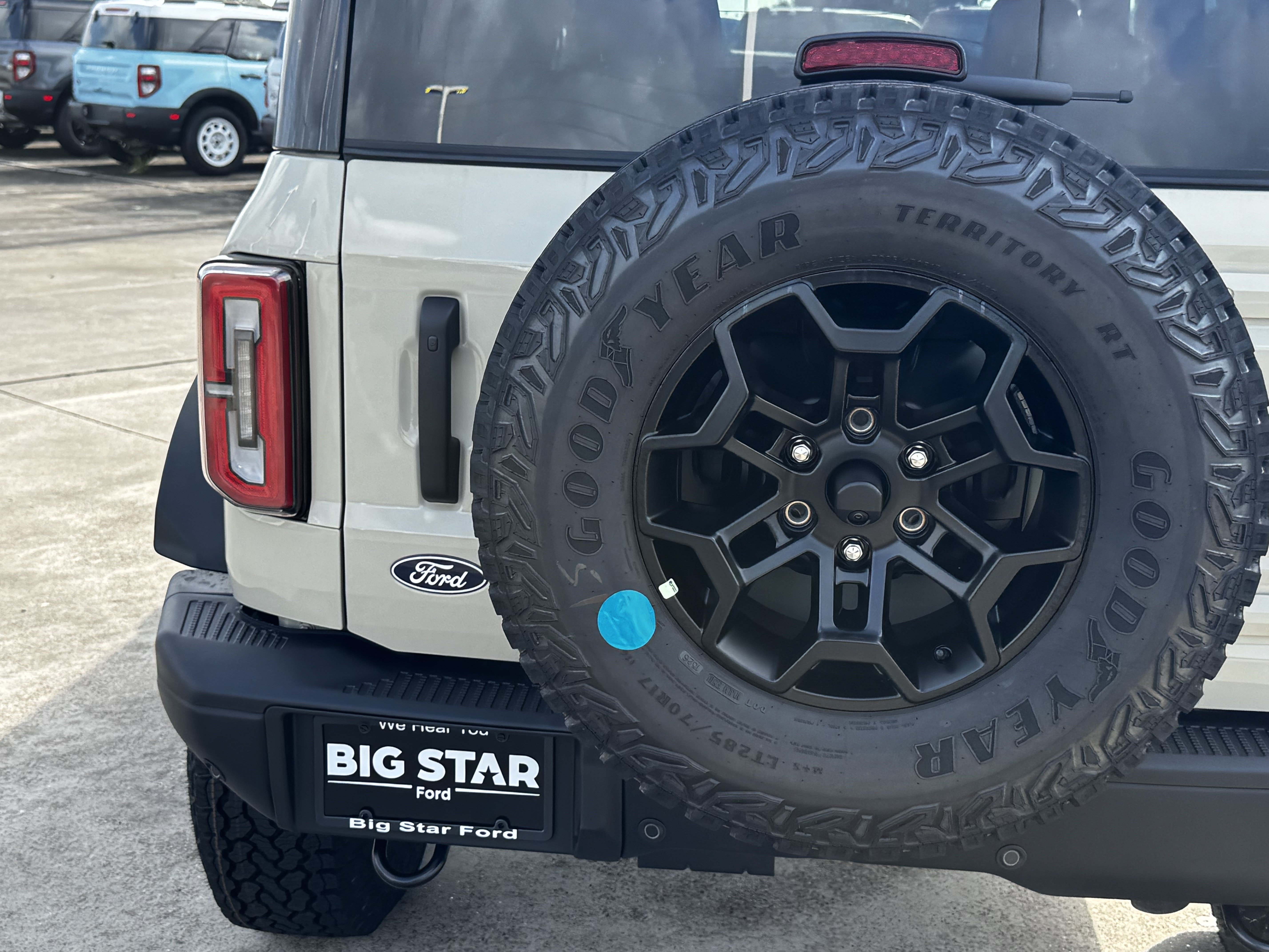 New 2026 Ford Bronco Badlands AWD/4WD image 11