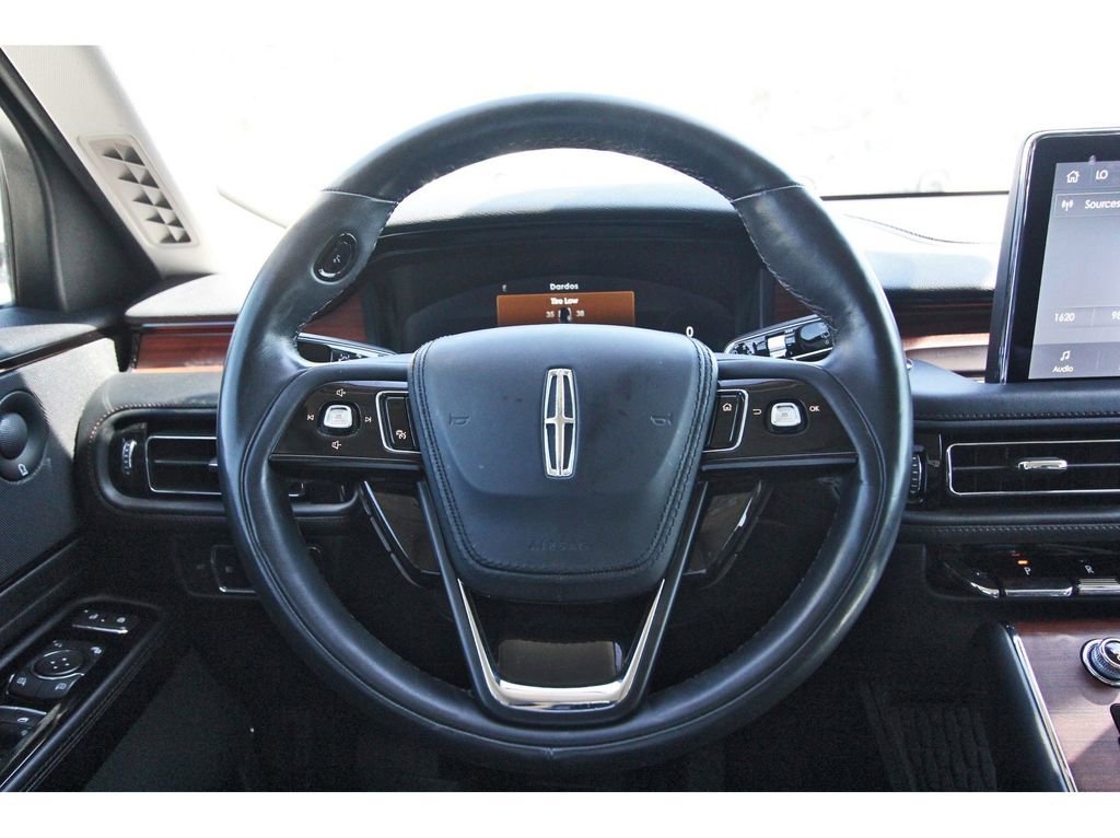 Used 2023 Lincoln Aviator Reserve w/ Equipment Group 201A RWD image 15