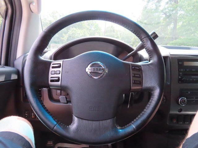 Used 2009 Nissan Titan SE w/ SE Drivers Convenience Pkg image 29