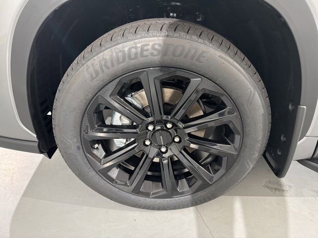 New 2026 Toyota Highlander Platinum image 5