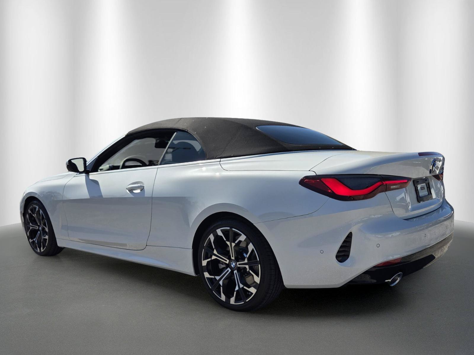 New 2027 BMW 430i Convertible w/ Premium Package RWD image 5