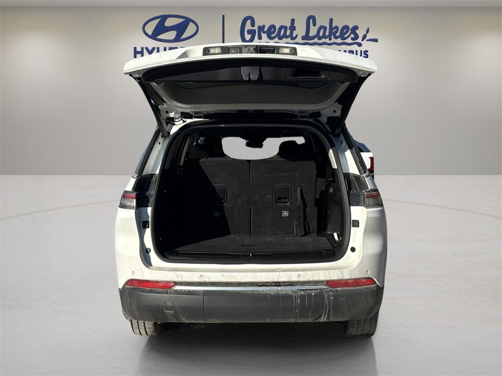 Used 2021 Jeep Grand Cherokee L Laredo w/ Luxury Tech Group I image 10