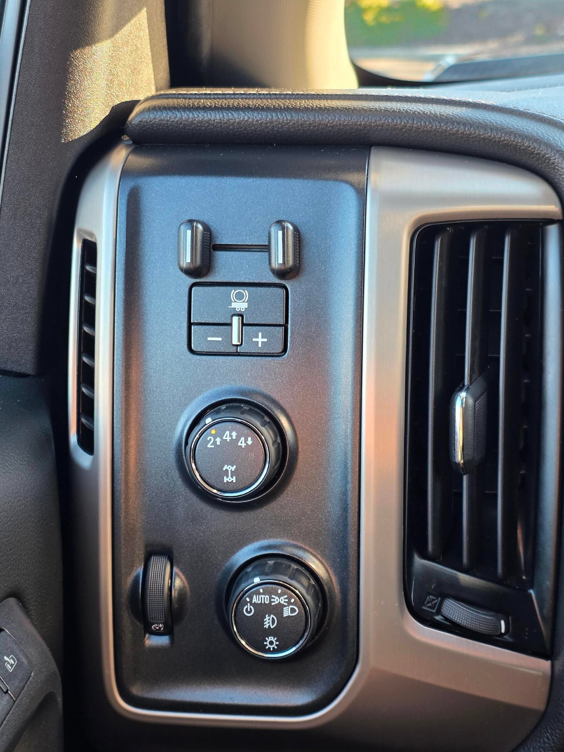 Used 2019 GMC Sierra 2500 Denali AWD/4WD image 26