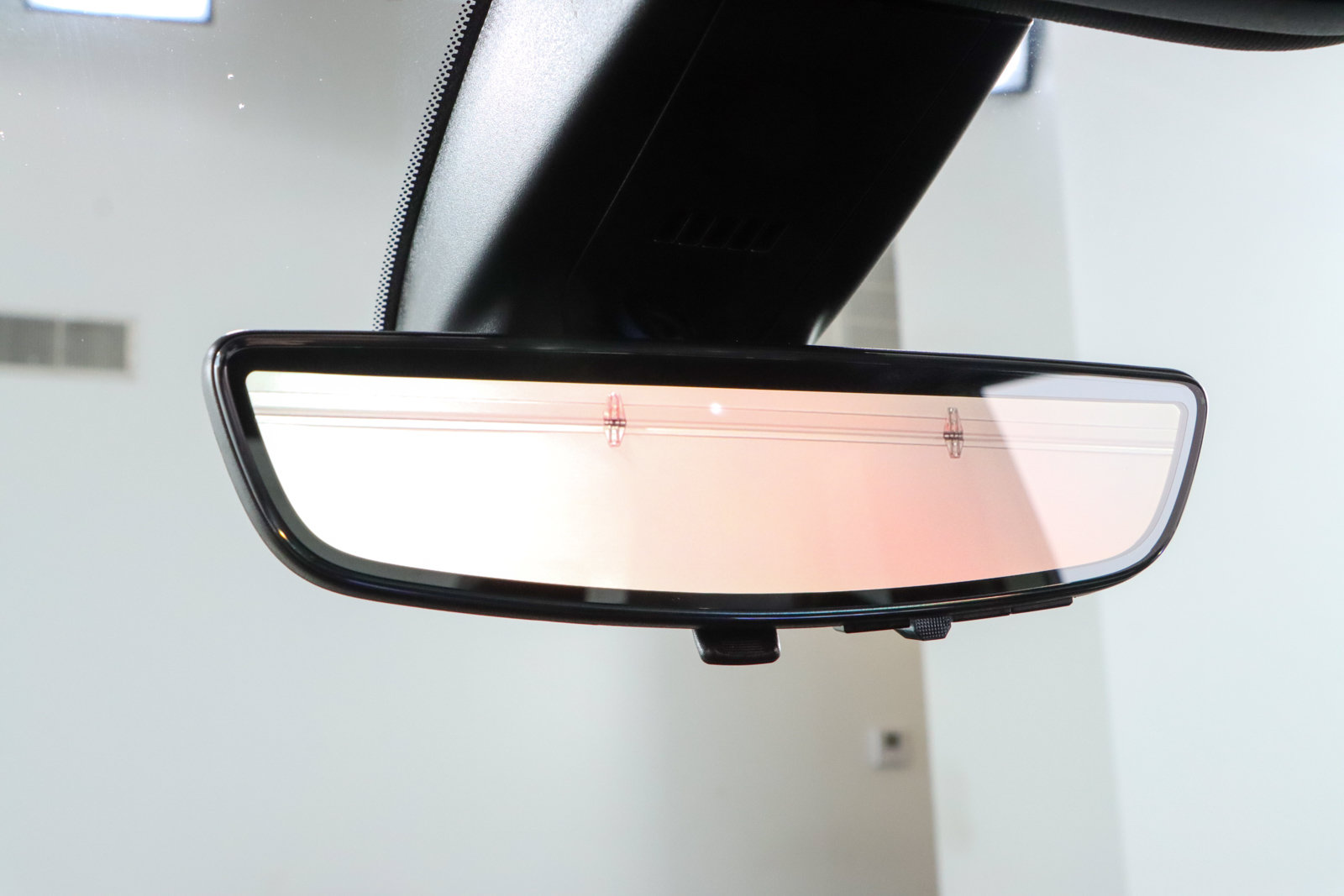 Used 2023 Cadillac XT6 Premium Luxury w/ Technology Package FWD image 22