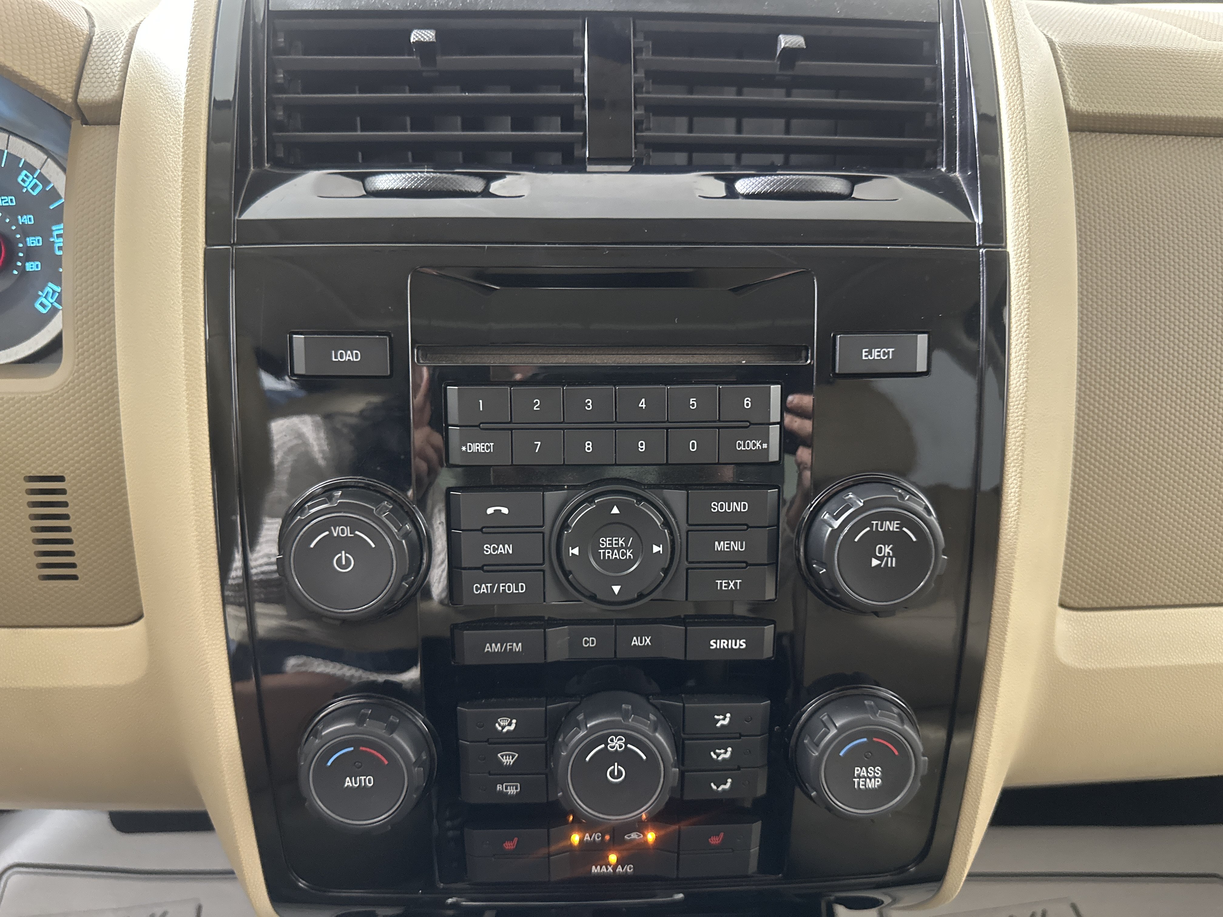 Used 2012 Ford Escape Limited AWD/4WD image 15