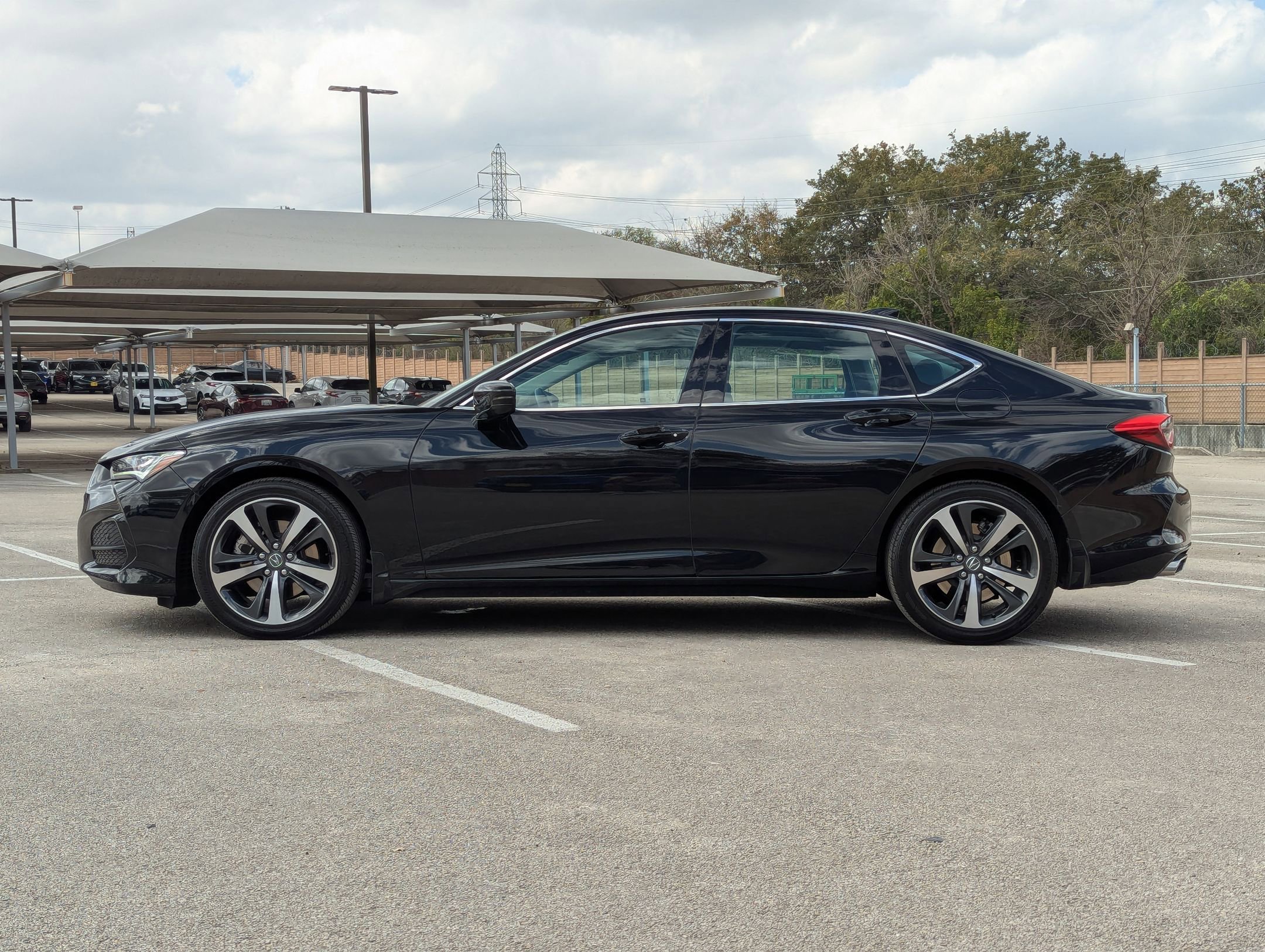 Certified 2025 Acura TLX w/ Technology Package image 7