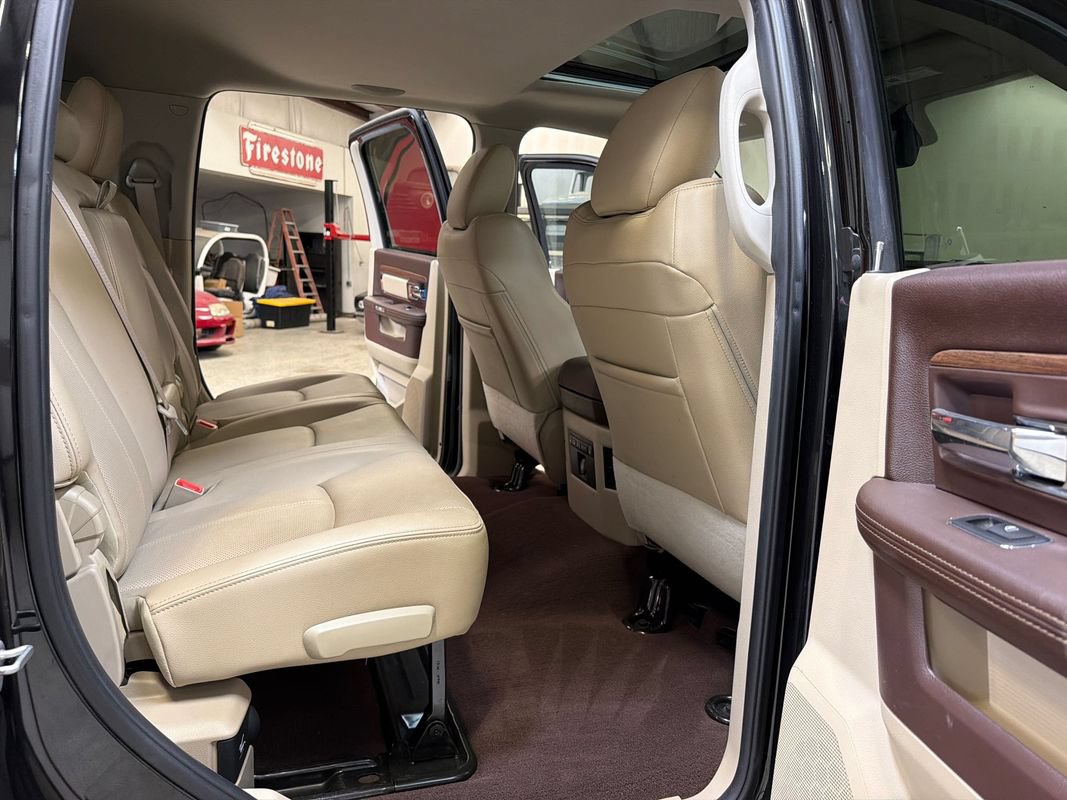 Used 2018 RAM 3500 Laramie w/ Convenience Group AWD/4WD image 41