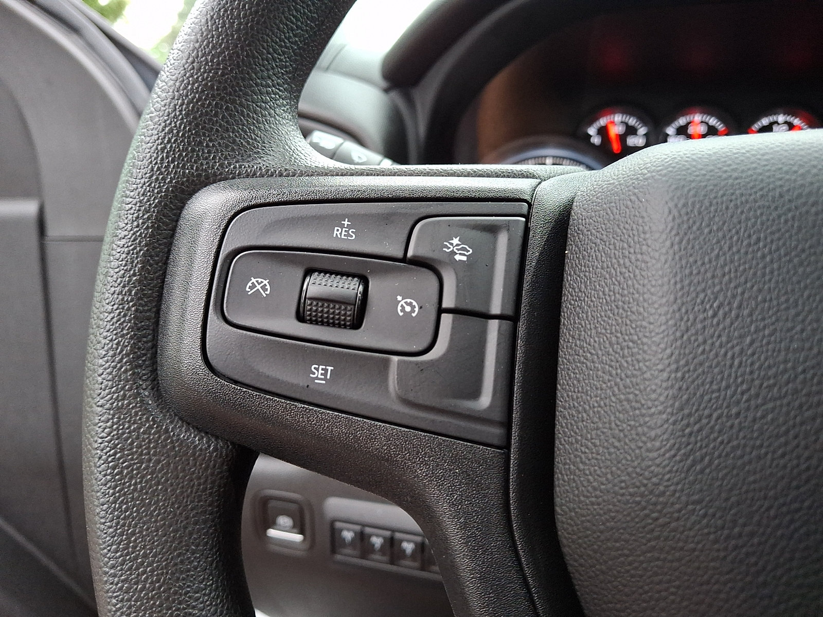 Used 2024 Chevrolet Silverado 2500 Custom w/ Custom Convenience Package AWD/4WD image 19