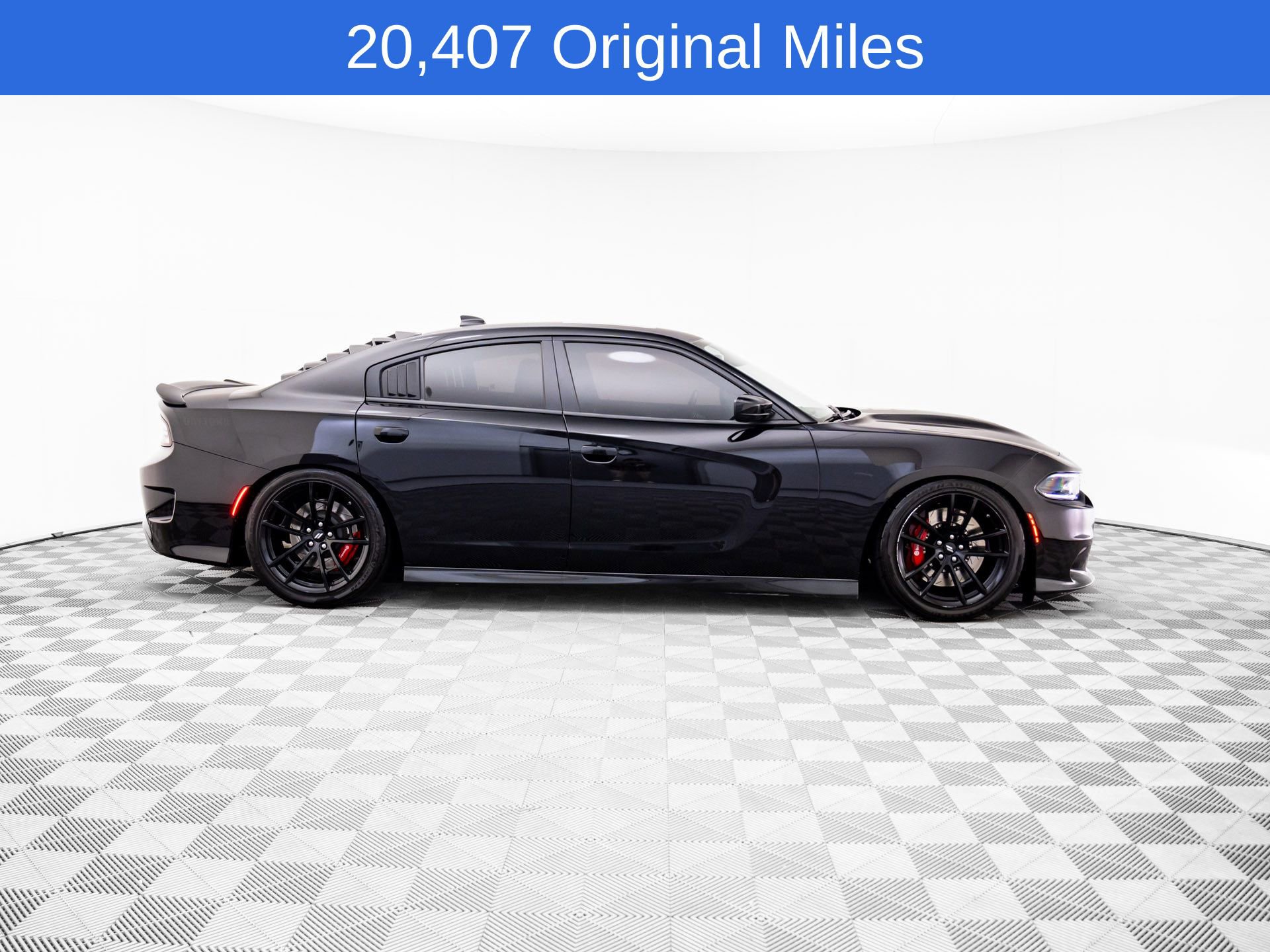 Used 2018 Dodge Charger R/T image 8