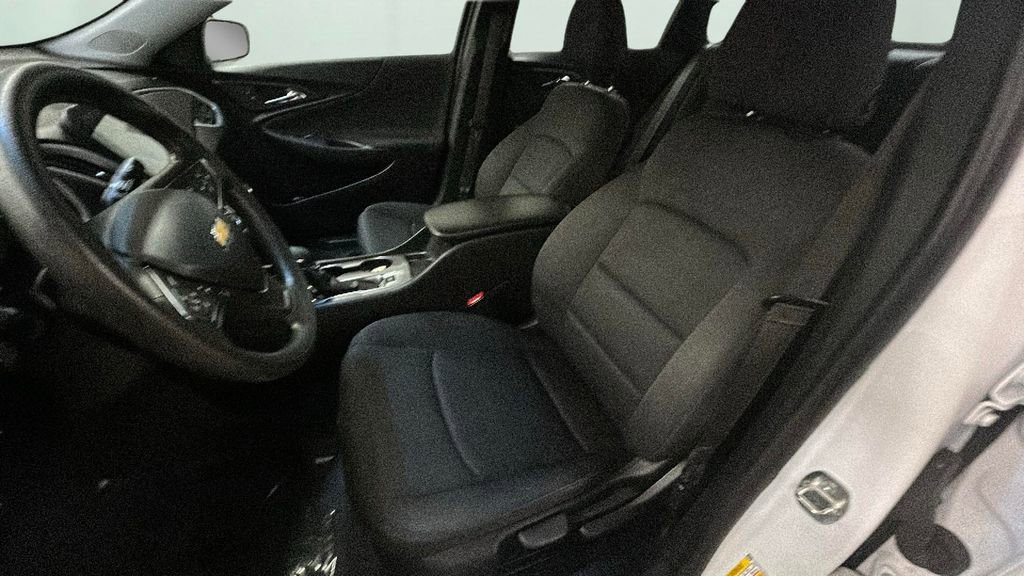 Used 2023 Chevrolet Malibu LS image 13
