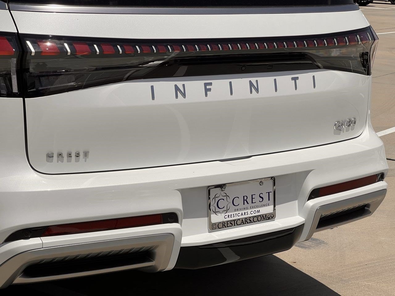 New 2027 INFINITI QX80 Luxe RWD image 5