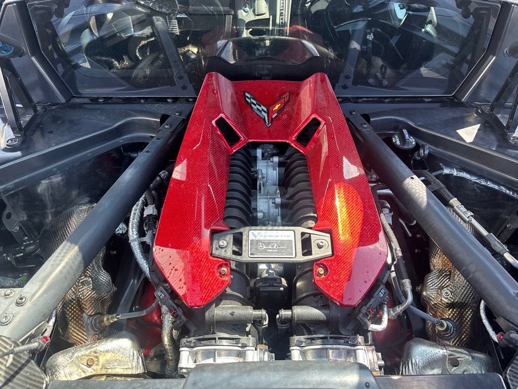 Used 2024 Chevrolet Corvette Z06 RWD image 10