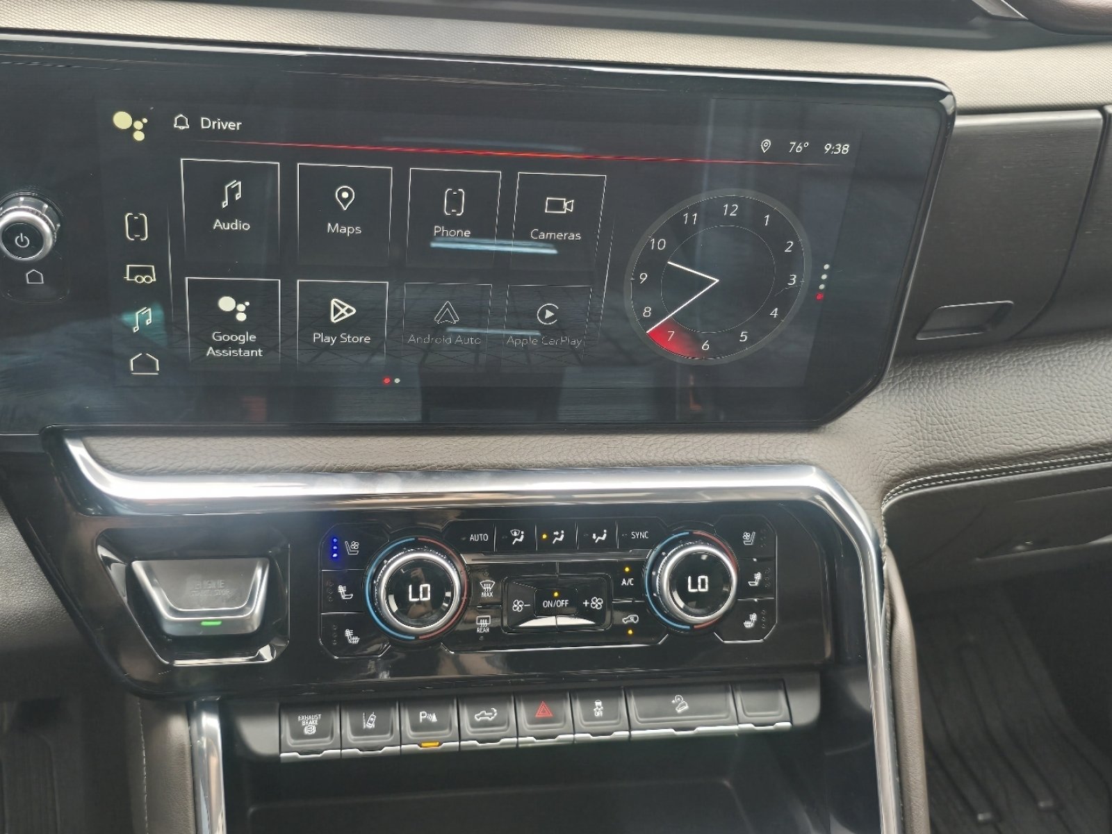 Used 2025 GMC Sierra 2500 Denali w/ LPO, GMC Protection Package AWD/4WD image 31