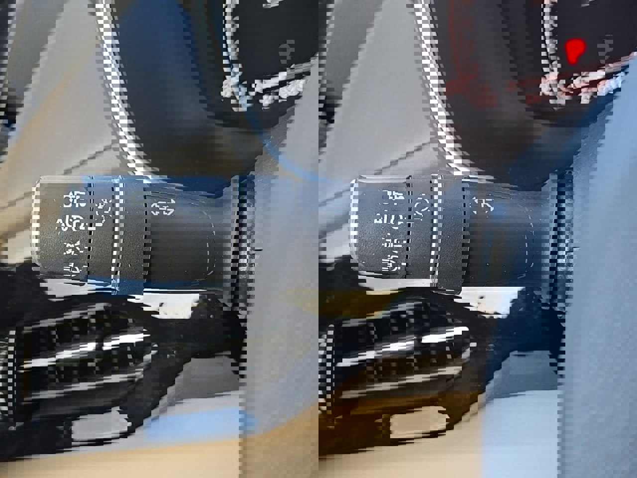 Used 2022 Acura MDX SH-AWD w/ Technology Package image 29