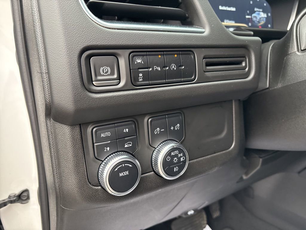 Used 2023 GMC Yukon SLT image 24