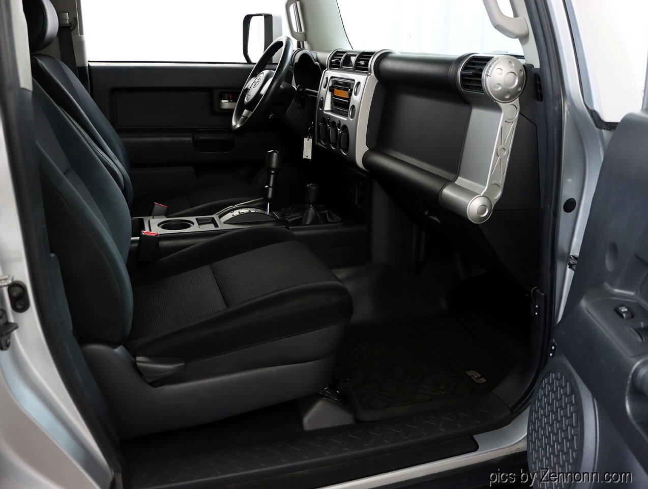 Used 2008 Toyota FJ Cruiser 4WD image 27