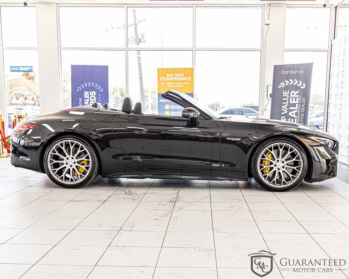 Used 2023 Mercedes-Benz SL 55 AMG 4MATIC image 9