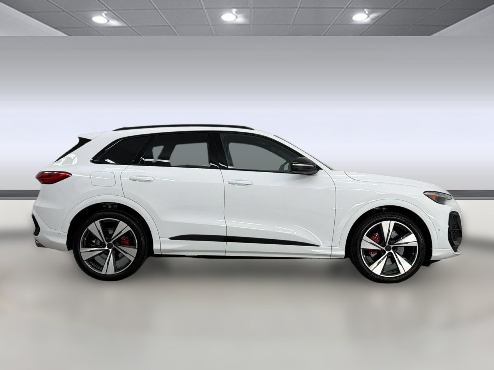 New 2026 Audi SQ5 Prestige AWD/4WD image 8