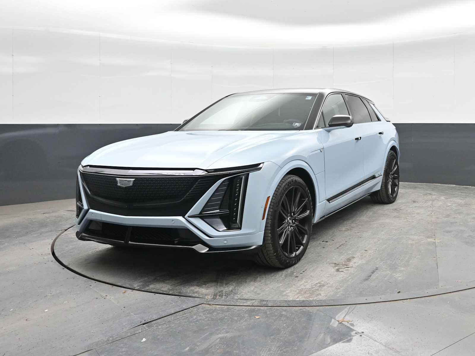 New 2026 Cadillac Lyriq V image 4
