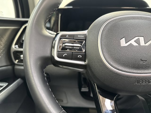 Certified 2022 Kia Sorento SX image 17