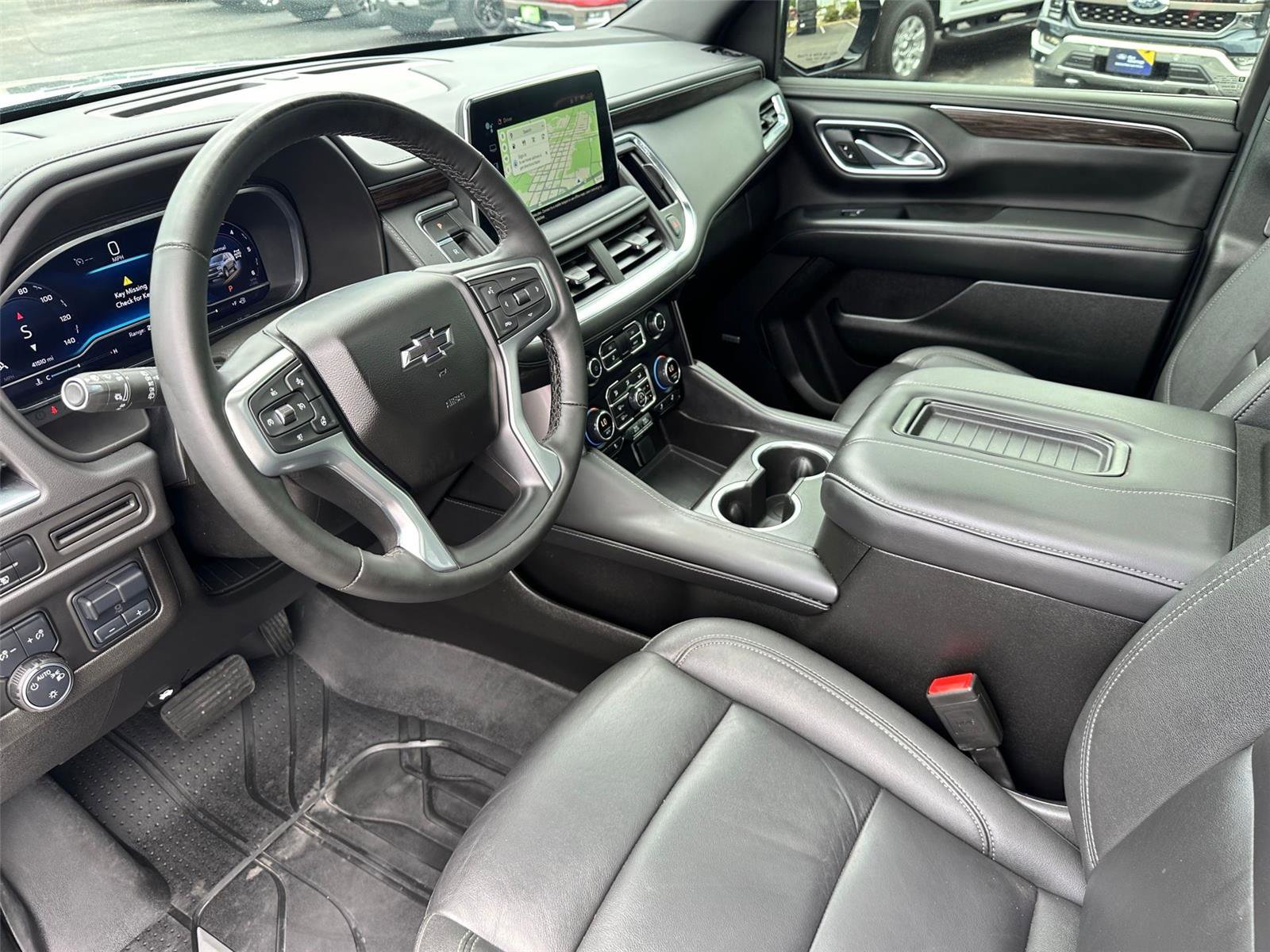 Used 2024 Chevrolet Tahoe Z71 w/ Luxury Package image 11