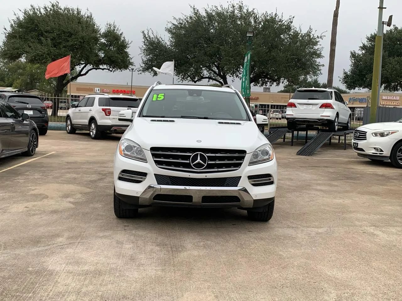 Used 2015 Mercedes-Benz ML 350 4MATIC image 2
