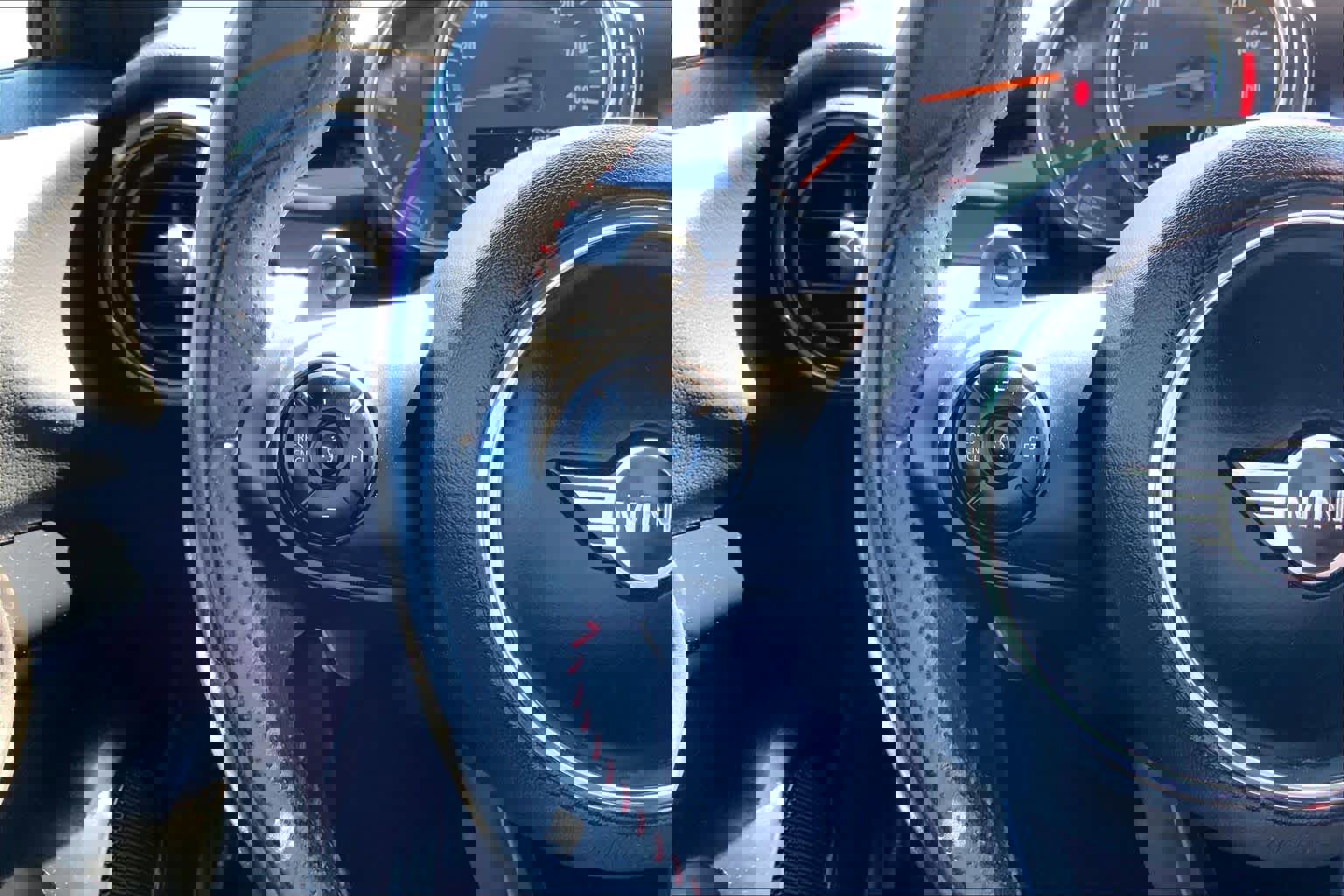 Used 2021 MINI Cooper S image 22