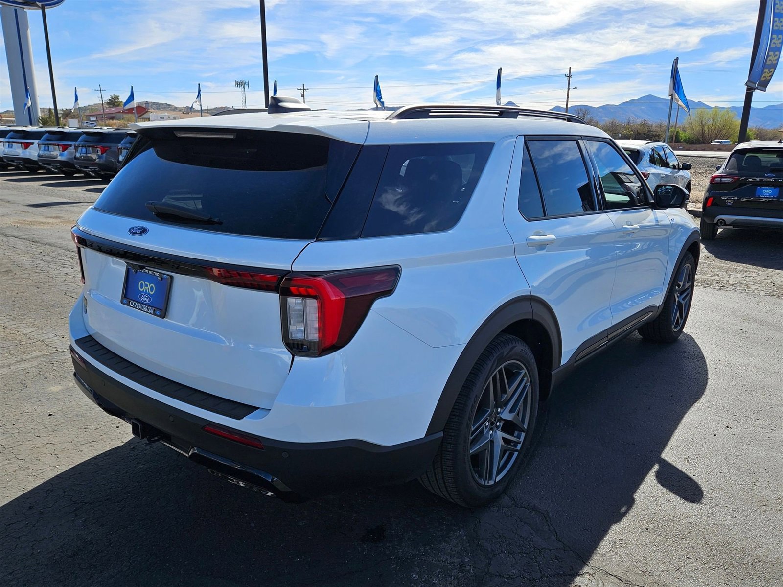 New 2025 Ford Explorer ST-Line w/ Premium Package image 5