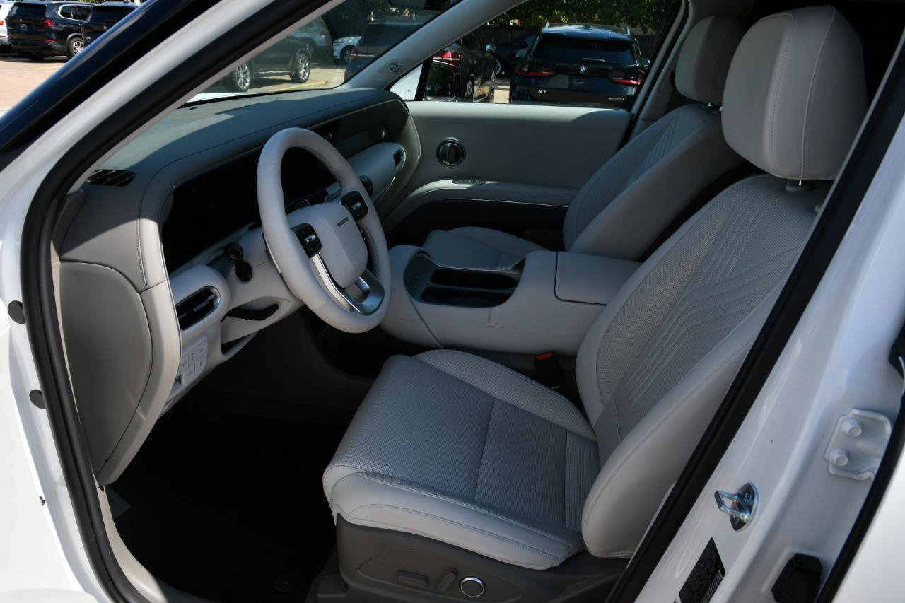 Used 2026 Hyundai Palisade SEL FWD image 29