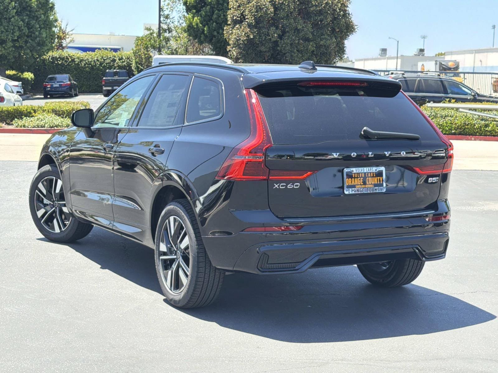 New 2026 Volvo XC60 B5 Core w/ Climate Package AWD/4WD image 5