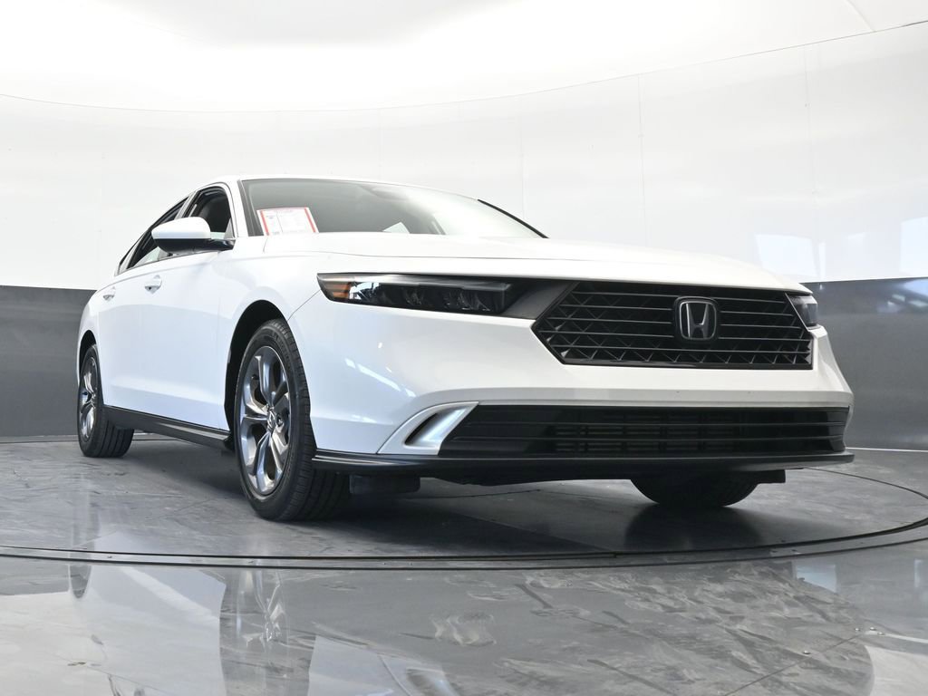 Used 2023 Honda Accord EX image 64