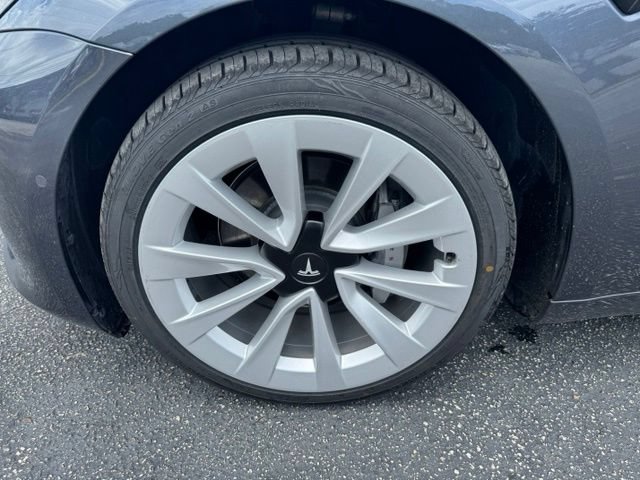 Used 2022 Tesla Model 3 Standard Range RWD image 7
