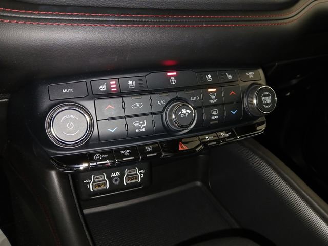 Used 2023 Dodge Durango GT image 26
