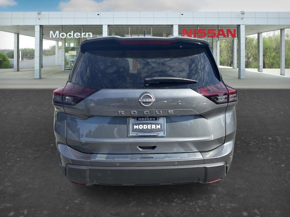 Certified 2026 Nissan Rogue SV w/ Cold Weather Package FWD image 4