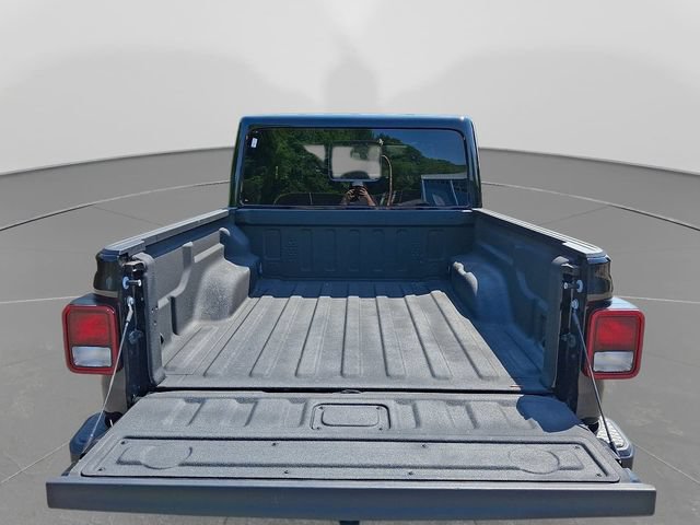 Used 2024 Jeep Gladiator Sport AWD/4WD image 33