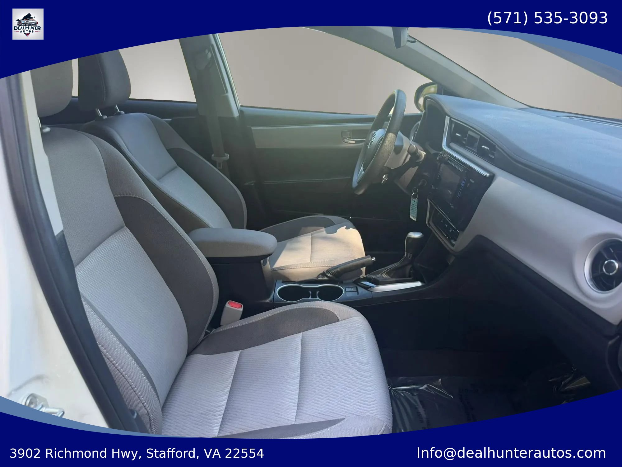 Used 2017 Toyota Corolla LE FWD image 12