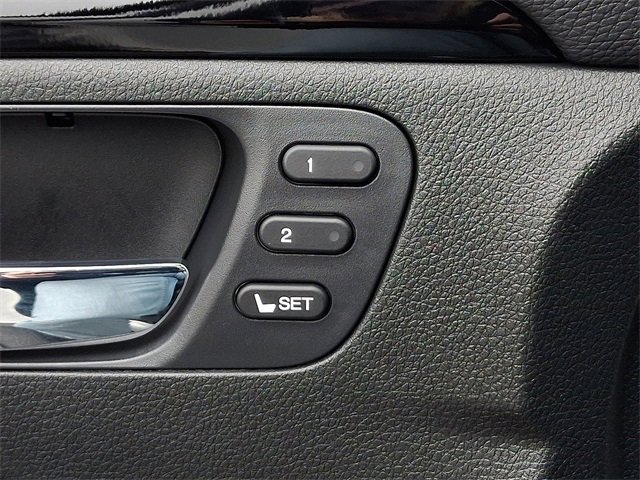 Certified 2025 Honda Ridgeline Black Edition image 30