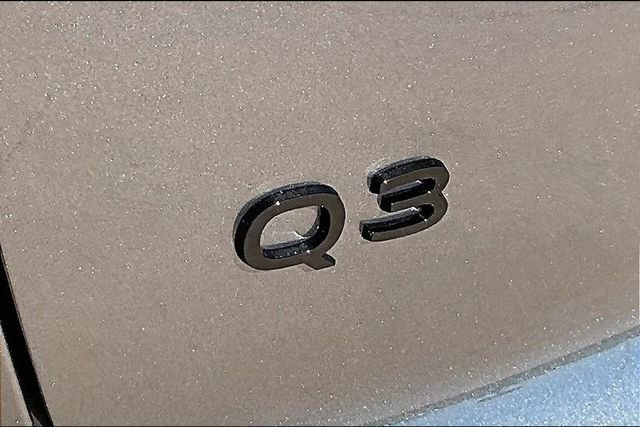 New 2026 Audi Q3 quattro 2.0T image 33