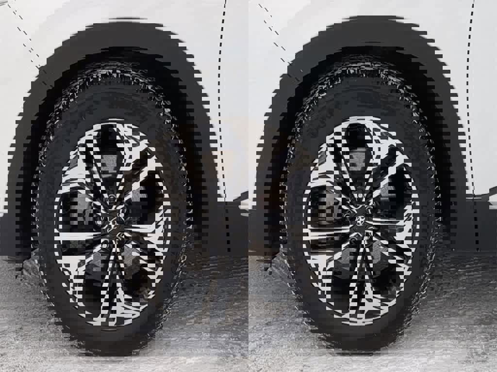 Used 2019 Hyundai Santa Fe Limited image 13