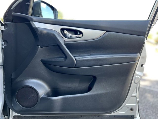 Used 2020 Nissan Rogue Sport SL w/ Premium Package image 26