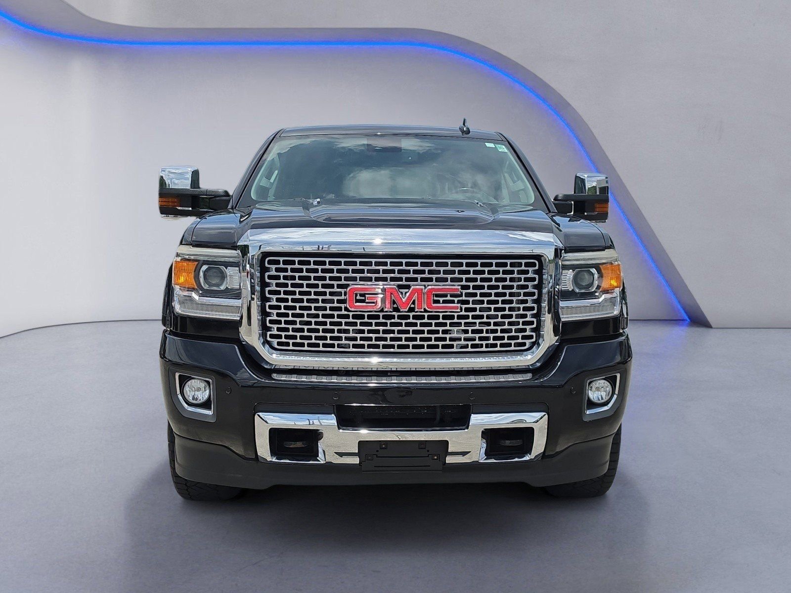 Used 2016 GMC Sierra 2500 Denali w/ Duramax Plus Package AWD/4WD image 8