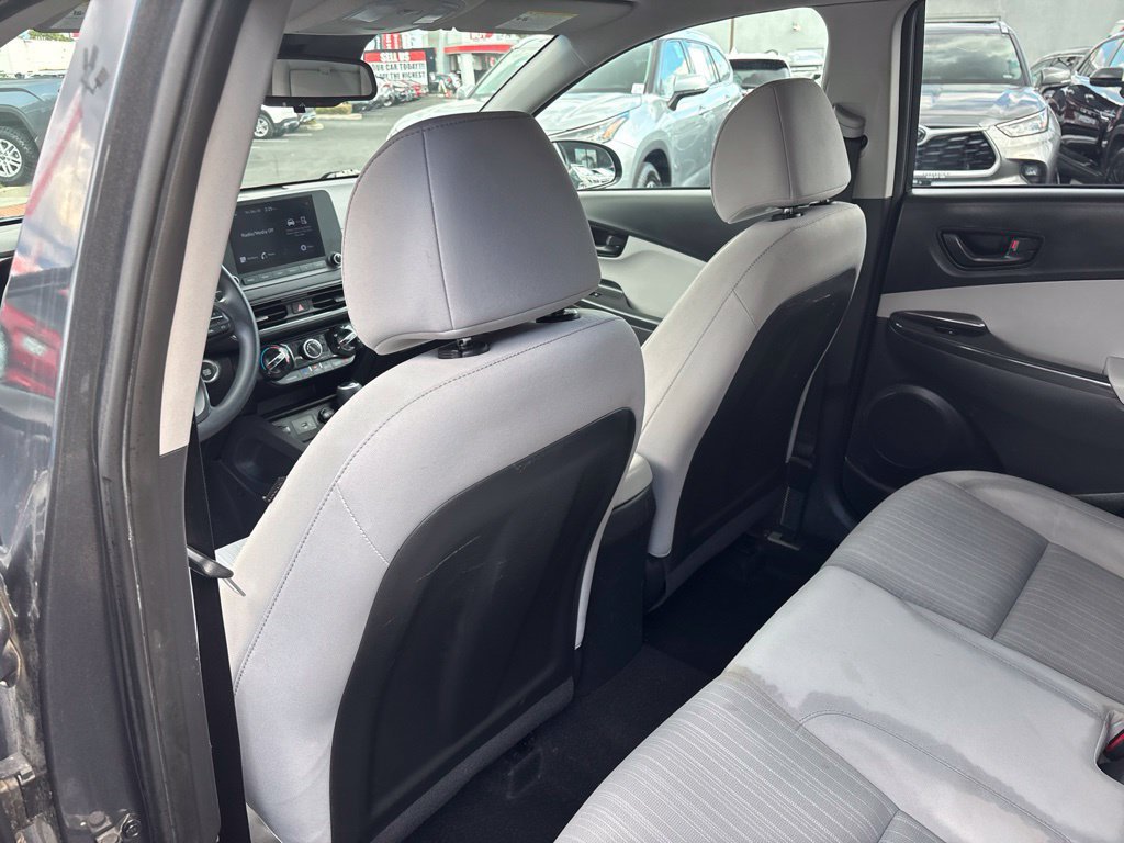 Used 2022 Hyundai Kona SEL FWD image 11