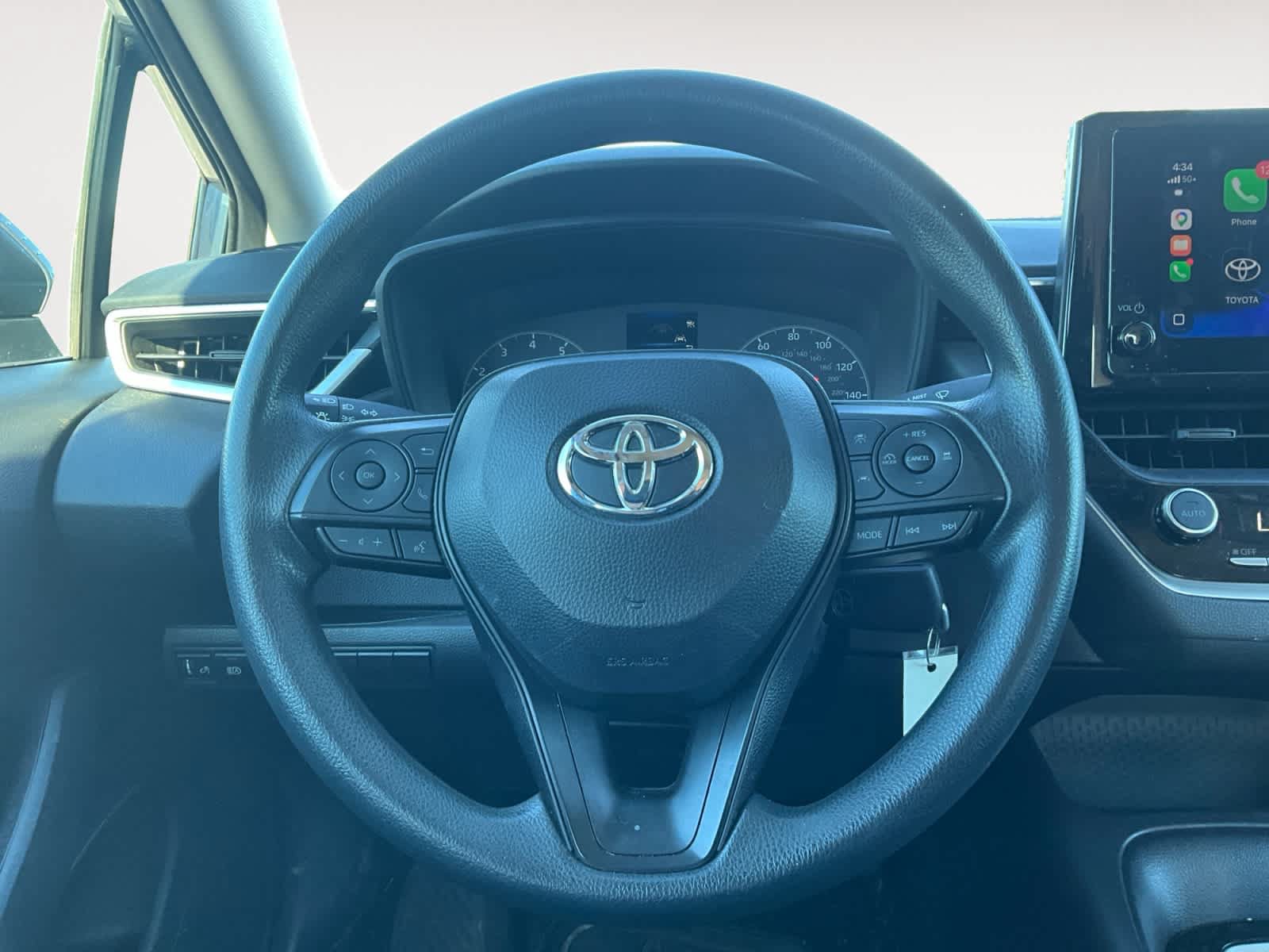 Used 2024 Toyota Corolla LE FWD image 12